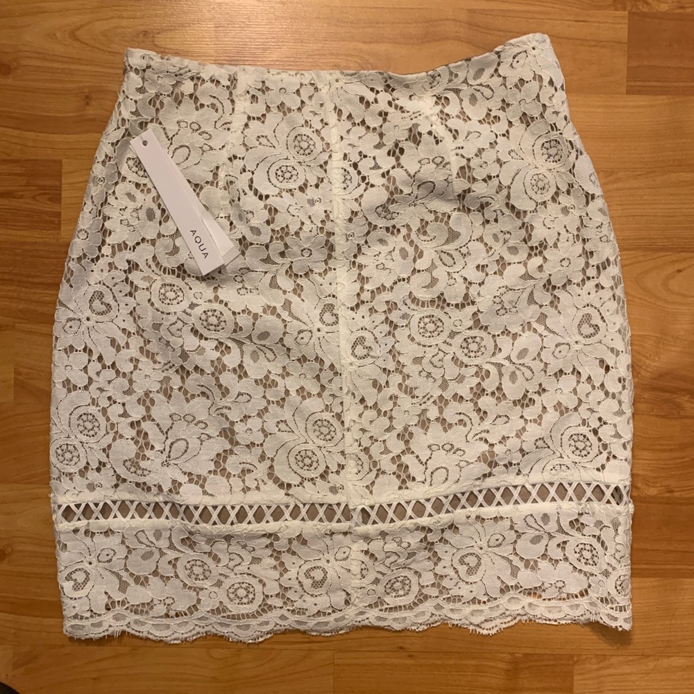 Aqua Lace Skirt Size Medium - Picture 7 of 8
